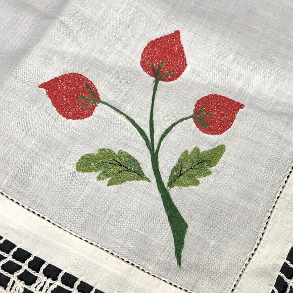 Vintage Small Table Topper Linens Square Purple Grapes Red Flowers Crochet Edge - Picture 2 of 15